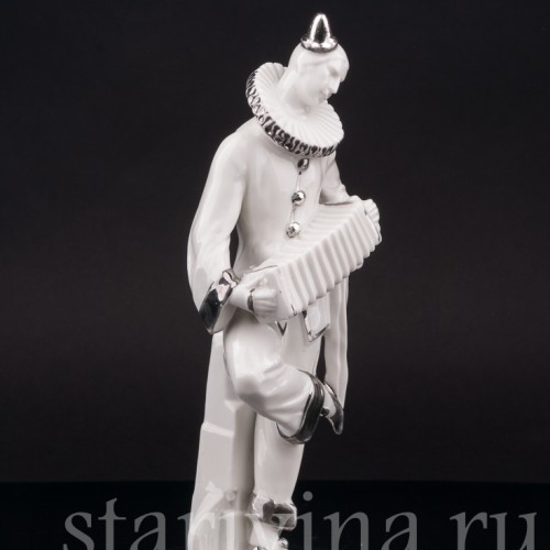 Фарфоровая фигурка Пьеро с гармошкой, Bourgeois Gara Pichard & Cie, Германия, 1920-е гг.