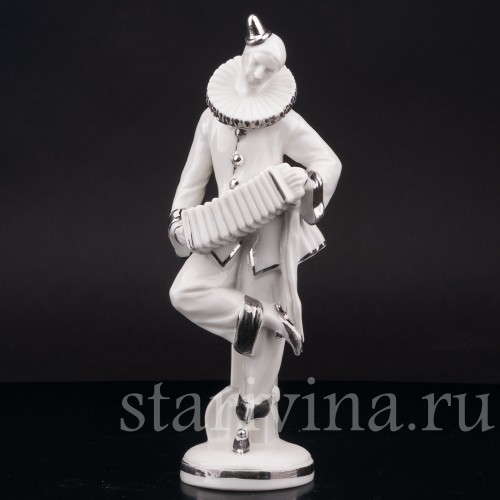 Фарфоровая фигурка Пьеро с гармошкой, Bourgeois Gara Pichard & Cie, Германия, 1920-е гг.