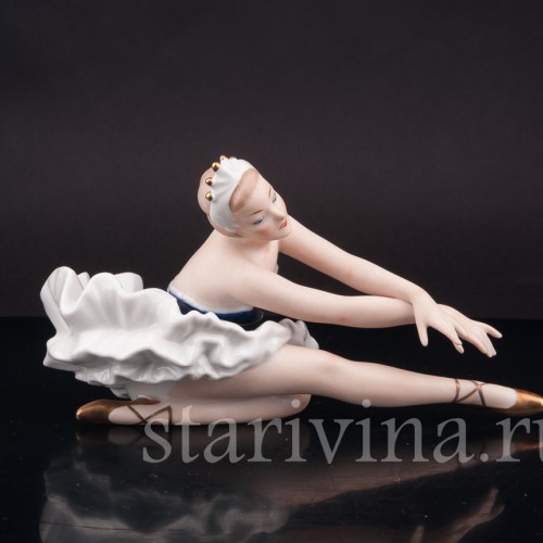 Фарфоровая статуэтка балерины Балерина Лебедь, Wallendorf, Германия, вт. пол. 20 в.