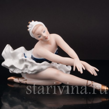 Фарфоровая статуэтка балерины Балерина Лебедь, Wallendorf, Германия, вт. пол. 20 в.