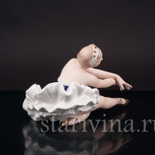 Фарфоровая статуэтка балерины Балерина Лебедь, Wallendorf, Германия, вт. пол. 20 в.