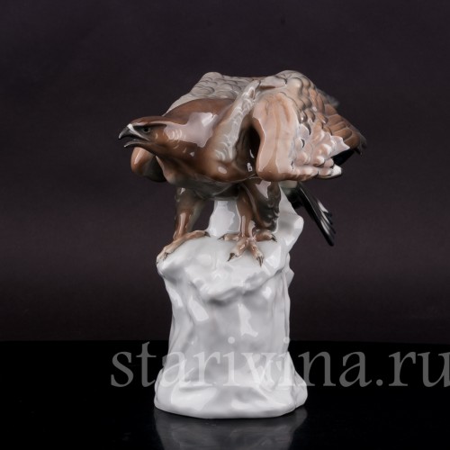 Статуэтка птицы из фарфора Орёл на скале, Karl Ens, Германия, 1920-30 гг.
