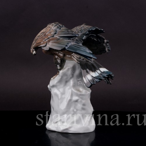 Статуэтка птицы из фарфора Орёл на скале, Karl Ens, Германия, 1920-30 гг.