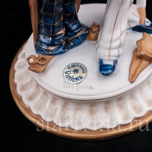 Фарфоровая статуэтка Два клоуна, Capodimonte, Италия, вт. пол. 20 в.