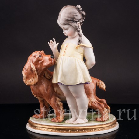 Фигурка из фарфора Девочка со спаниелем, Giuseppe Cappe, Италия, сер. 20 в.
