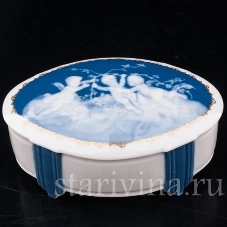 Шкатулка из фарфора Три Купида, Camille Tharaud , Limoges, Франция, нач. 20 в.