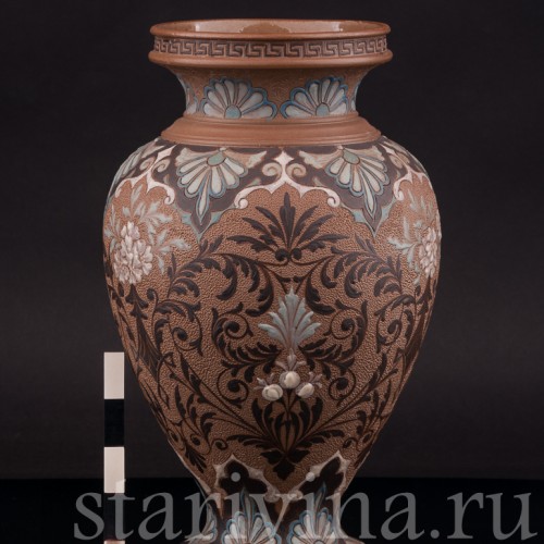 Декоративная ваза из красной керамики, Royal Doulton, Великобритания, 1882 г.
