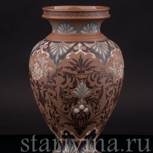 Декоративная ваза из красной керамики, Royal Doulton, Великобритания, 1882 г.