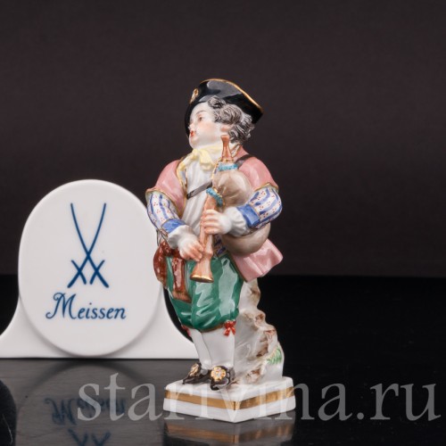 Фигурка из фарфора Мальчик с волынкой, Meissen, Германия, 1961 г.