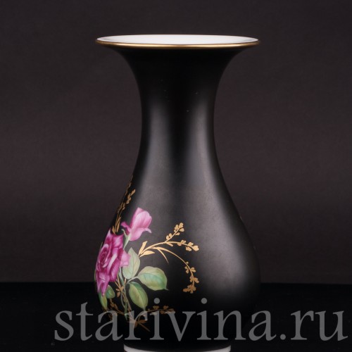 Декоративная ваза Розовые розы на черном, Rosenthal, Германия, 1944 год.