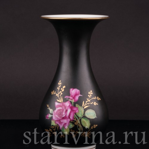 Декоративная ваза Розовые розы на черном, Rosenthal, Германия, 1944 год.