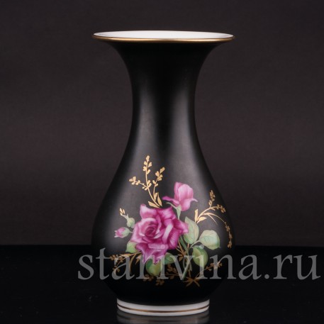 Декоративная ваза Розовые розы на черном, Rosenthal, Германия, 1944 год.