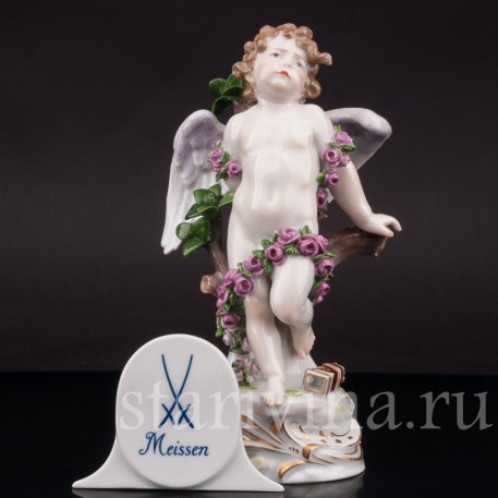Фарфоровая статуэтка Купидон, связанный гирляндами из роз, Meissen, Германия, кон. 19 - нач. 20 вв.