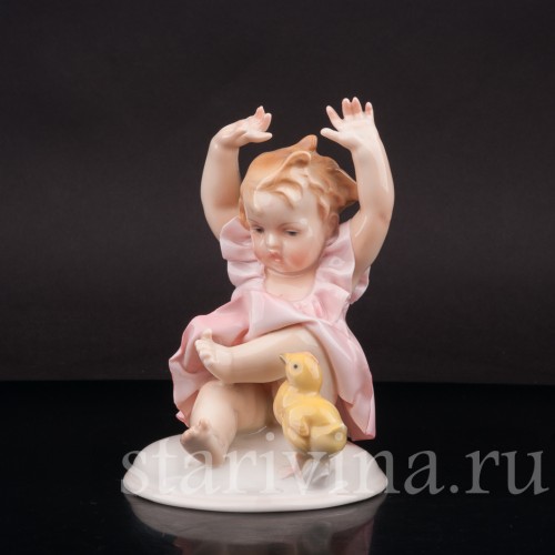 Фарфоровая статуэтка "Ай, цыпленок!", Karl Ens, Германия, пер. пол. 20 в.