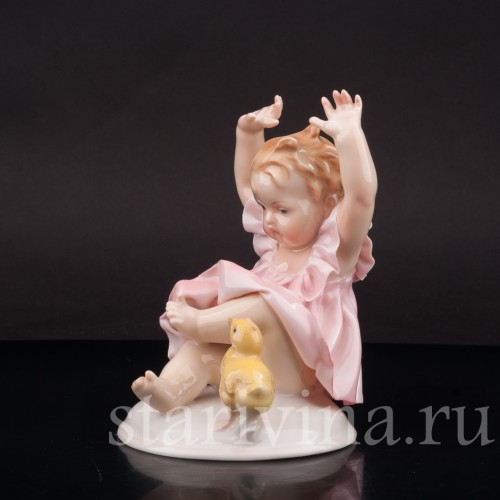 Фарфоровая статуэтка "Ай, цыпленок!", Karl Ens, Германия, пер. пол. 20 в.