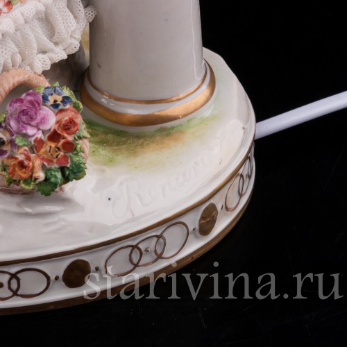 Декоративная лампа Мари Анн Камарго, кружевная, Volkstedt, Германия, нач. 20 в.