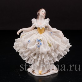 Фарфоровая фигурка Балерина, кружевная, миниатюра, Volkstedt, Германия, вт.пол.20 в.