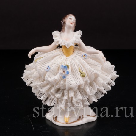 Фарфоровая фигурка Балерина, кружевная, миниатюра, Volkstedt, Германия, вт.пол.20 в.
