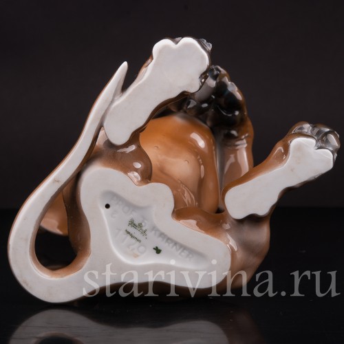 Статуэтка собаки из фарфора Сидящая такса, Rosenthal, Германия, 1950 гг.