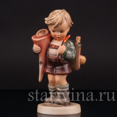 Фигурка мальчика из фарфора Ученик с завтраком, Goebel, Германия, 1960-63 гг.
