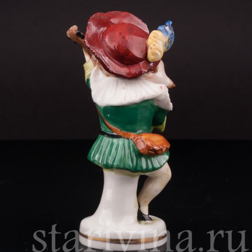 Фигурка из фарфора Музыкант со скрипкой, Scheibe-Alsbach, Германия, пер. пол. 20 века.