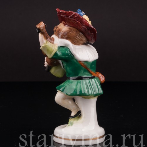 Фигурка из фарфора Музыкант со скрипкой, Scheibe-Alsbach, Германия, пер. пол. 20 века.