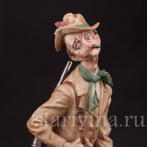 Композиция из фарфора Охотник и курица, Capodimonte, Италия, вт. пол. 20 в.
