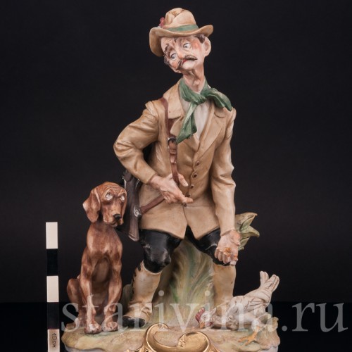 Композиция из фарфора Охотник и курица, Capodimonte, Италия, вт. пол. 20 в.