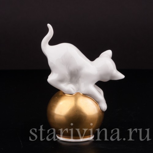 Фигурка из фарфора Котёнок на золотом шаре, миниатюра, Rosenthal, Германия, 1955 г.