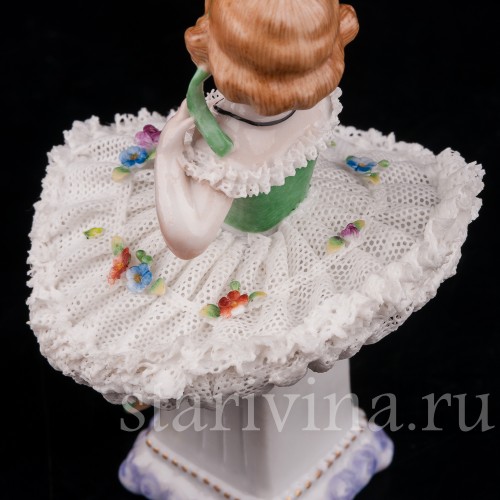 Фигурка девочки из фарфора Маленькая балерина, кружевная, E. A. Muller, Германия, 1890-1927 гг.