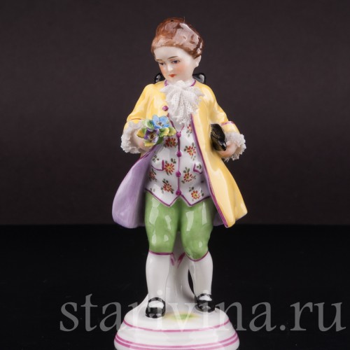 Фигурка из фарфора Кавлер с букетом, кружевная миниатюра, Muller & Co, Германия, перв. пол. 20 в.
