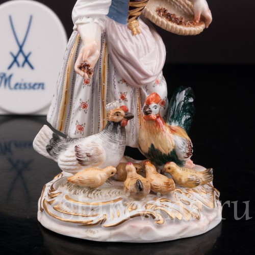 Фарфоровая статуэтка Девочка, кормящая птиц, Meissen, Германия, сер. 19 - нач. 20 вв.