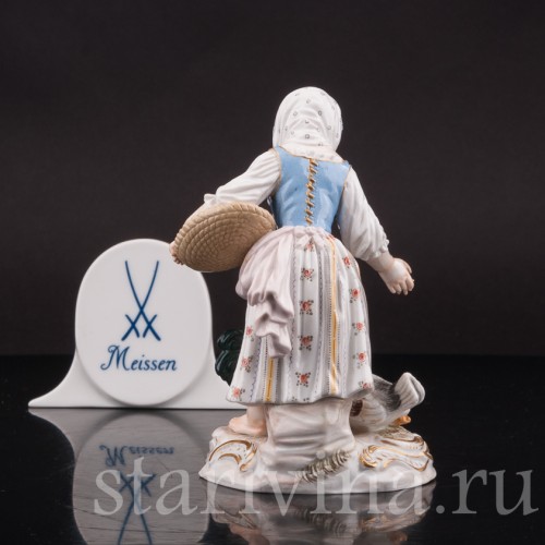 Фарфоровая статуэтка Девочка, кормящая птиц, Meissen, Германия, сер. 19 - нач. 20 вв.