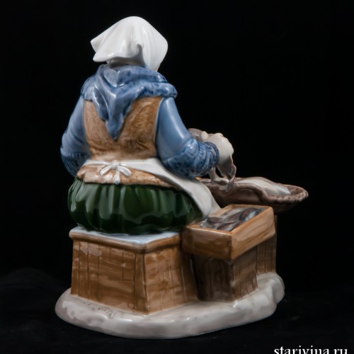 Торговка рыбой, Bing & Grondahl, Дания, 1970 гг