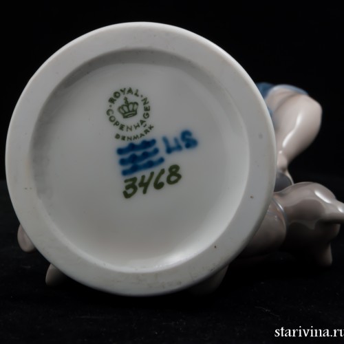 Ребенок с мишкой, Royal Copenhagen, Дания