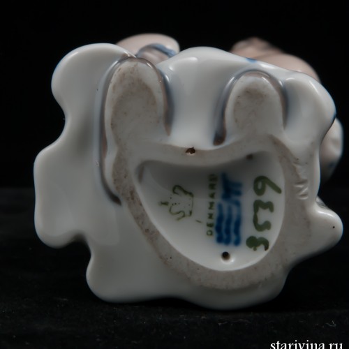 Девочка с куклой, Royal Copenhagen, Дания