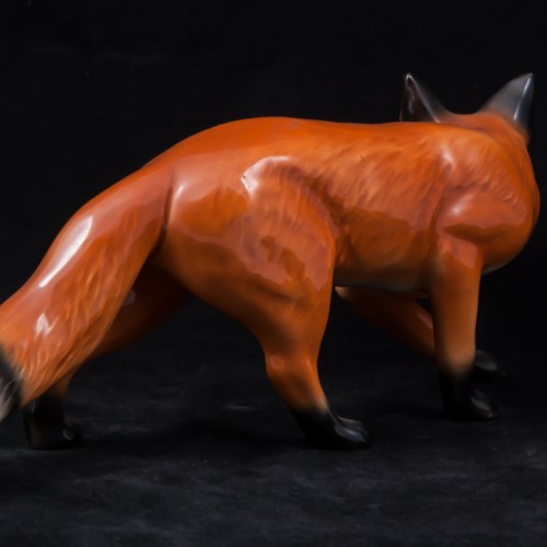 Крадущаяся лиса, Sylvac, Великобритания