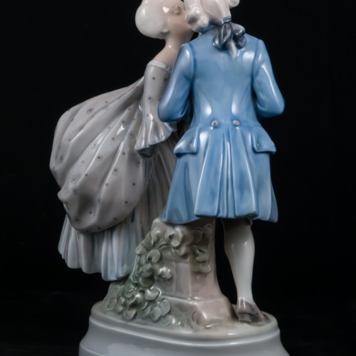 Романтическая пара в стиле рококо, Royal Copenhagen, Дания