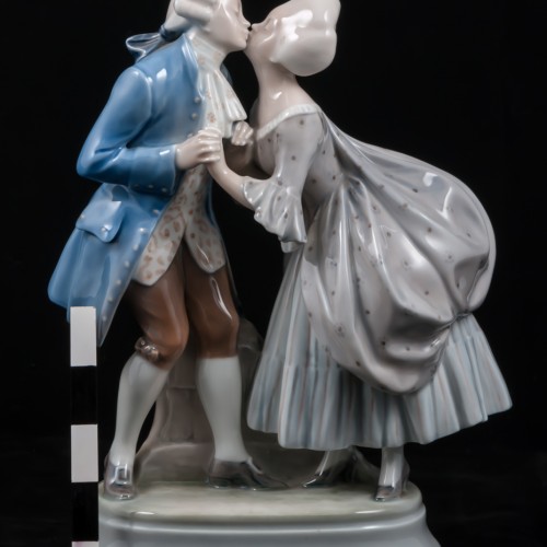 Романтическая пара в стиле рококо, Royal Copenhagen, Дания