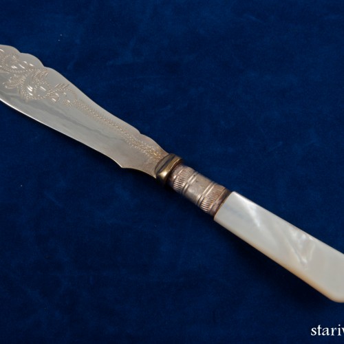 Набор из двух ножей для масла в кофре, Англия, 1900-10 гг