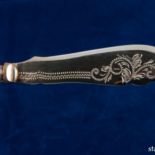 Набор из двух ножей для масла в кофре, Англия, 1900-10 гг