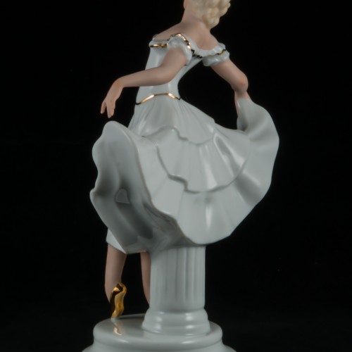 Балерина, Unterweissbach, Германия