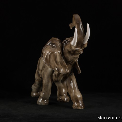 Слон с запрокинутым хоботом, Hutschenreuther, Германия, 1960 гг