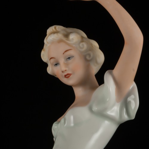 Танцующая девушка в длинном платье, Schaubach Kunst, Германия, 1953-62 гг