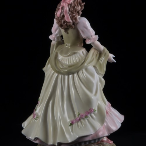 Королева мая (The Queen of the May), Royal Worcester, Великобритания, 1992 г
