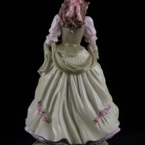 Королева мая (The Queen of the May), Royal Worcester, Великобритания, 1992 г