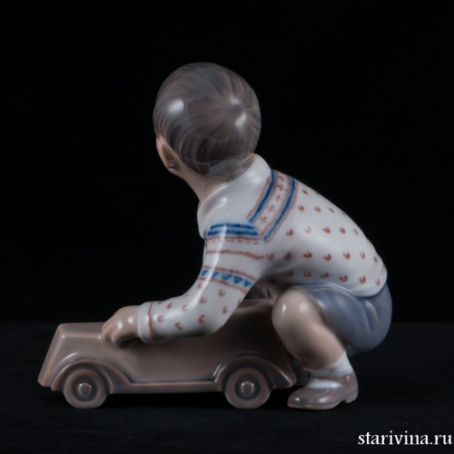 Мальчик с машинкой, Dahl Jensen, Дания