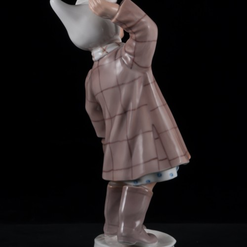 Девочка, играющая в снежки, Dahl Jensen, Дания