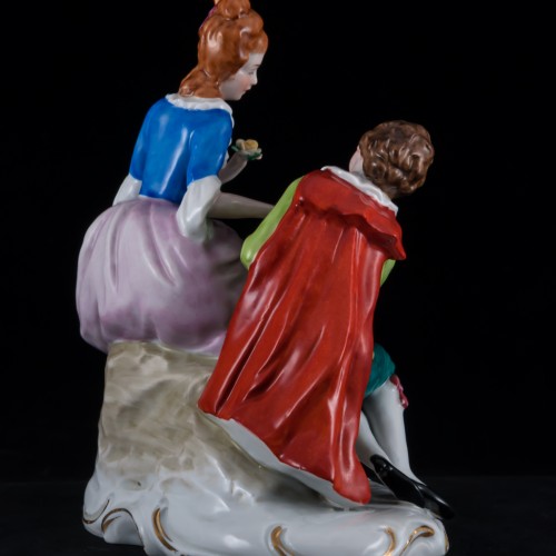 Пара с книгой, Sitzendorf, Германия, после 1951 г