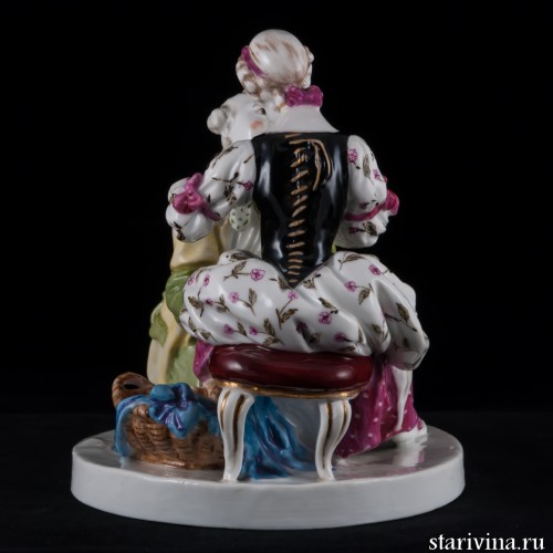 Дама, завязывающая кавалеру бант, Samson, Франция, 19 в